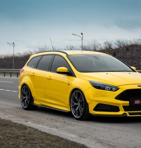 Ford Fucus sw SS-Tuning Grey Race