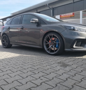 FORD FOCUS RS
